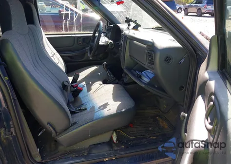 2001 Chevrolet S Truck S10 z USA, uszkodzony, nr VIN 1GCCS14501K176491